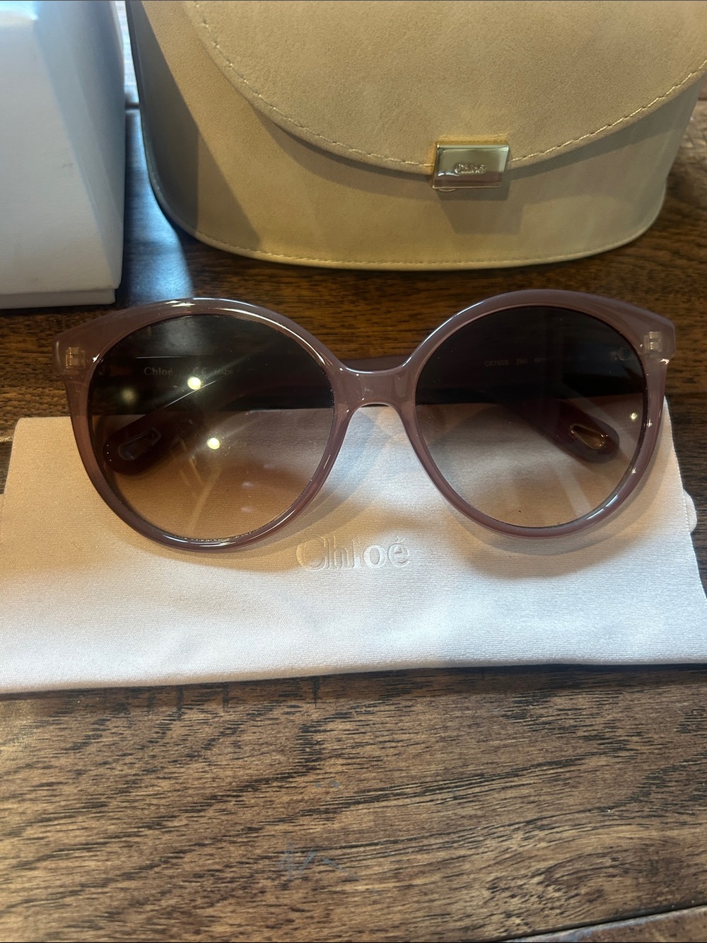 Chloé Mauve Gradient Cat-Eye Sunglasses - Picture 2 of 4